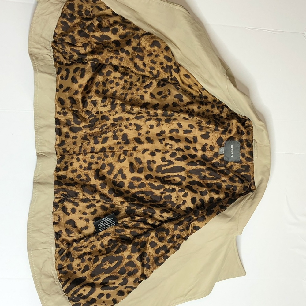 SPRING Soft Leather Jacket - Picture 2 of 16